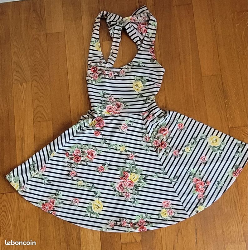 Robe pin-up rétro (image 1)