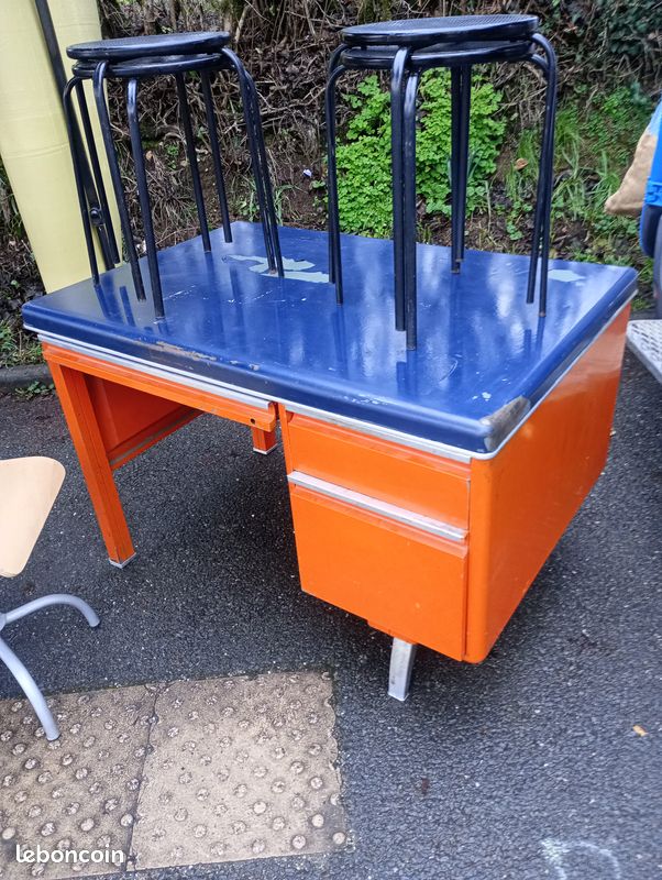 Bureau en fer année 60 (image 2)