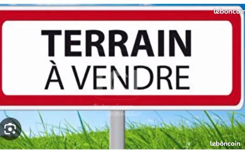 Terrain à bâtir · à Le Hamel · 32 000 €