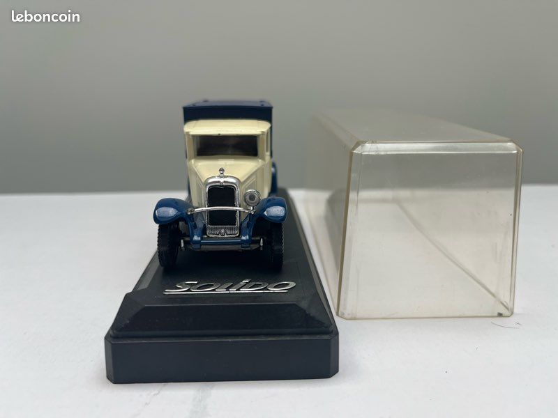 Miniature Solido Citroën C4F 1930 – Véhicule Militaire échelle 1/43 – France