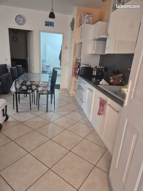 Appartement 3 pièces 45 m² · à Castelsarrasin · 45 m² · 560 €/mois