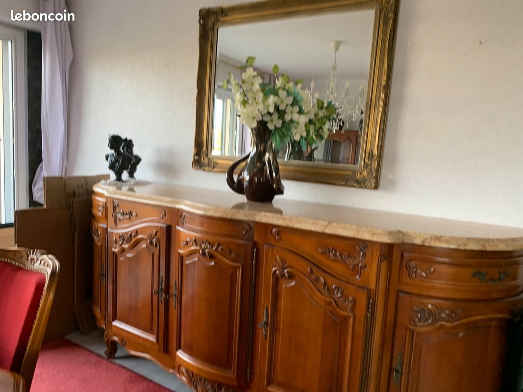 Vends salle à manger et banquettes (image 12)