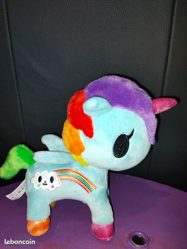 Licorne arc en ciel peluche (image 1)