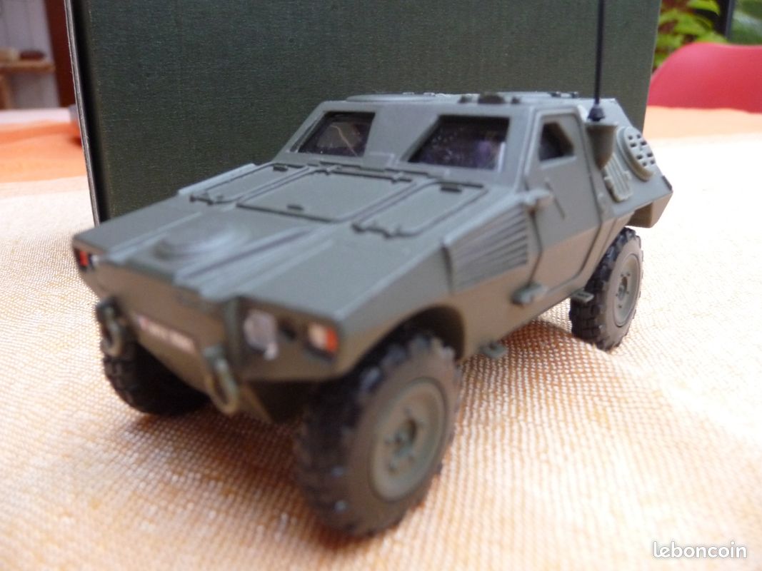 Voiture pour Circuit à l'échelle 1/43 - Jeux - Jouets Voiture pour Circuit à l'échelle 1/43 - Jeux - Jouets