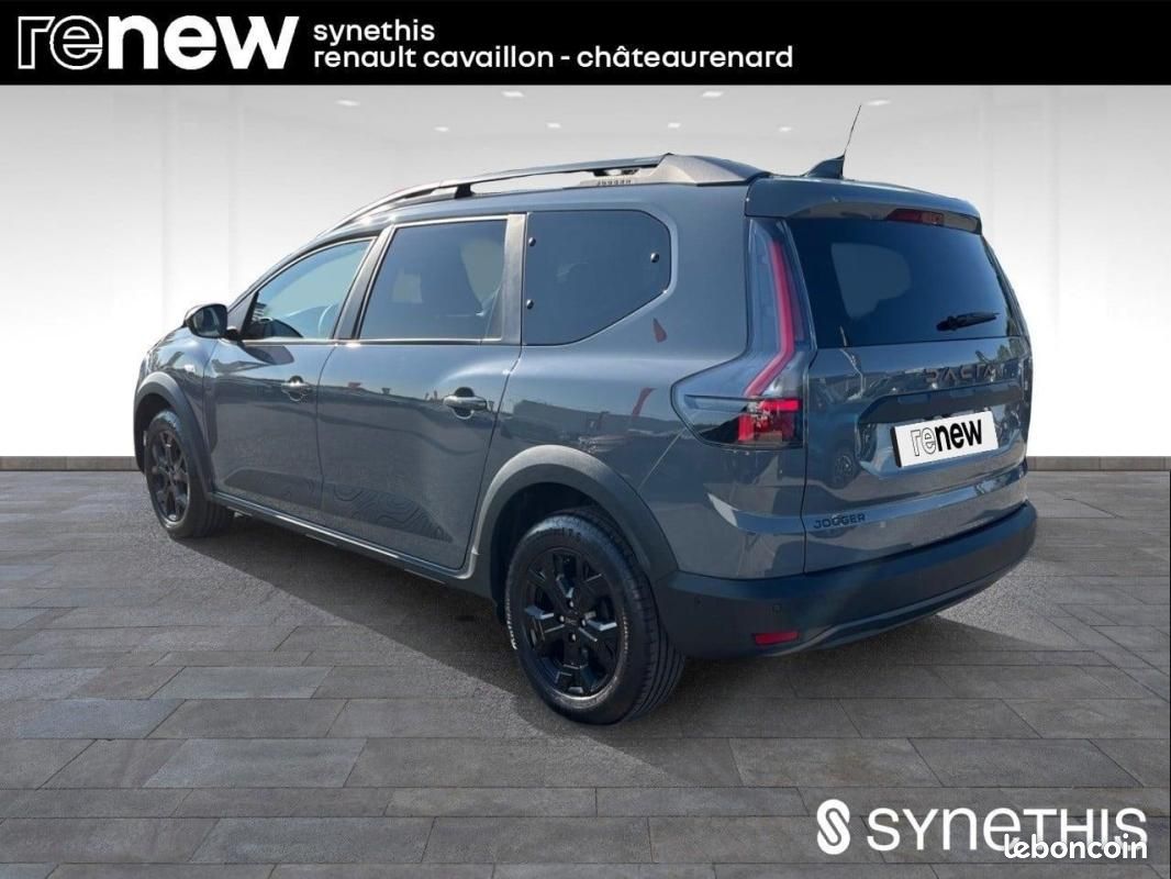 Dacia Jogger TCe 110 7 pl Extreme (image 4)