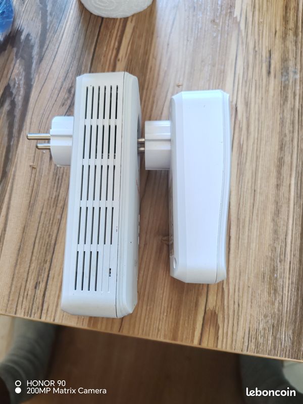 Wifi extender orange (image 3)