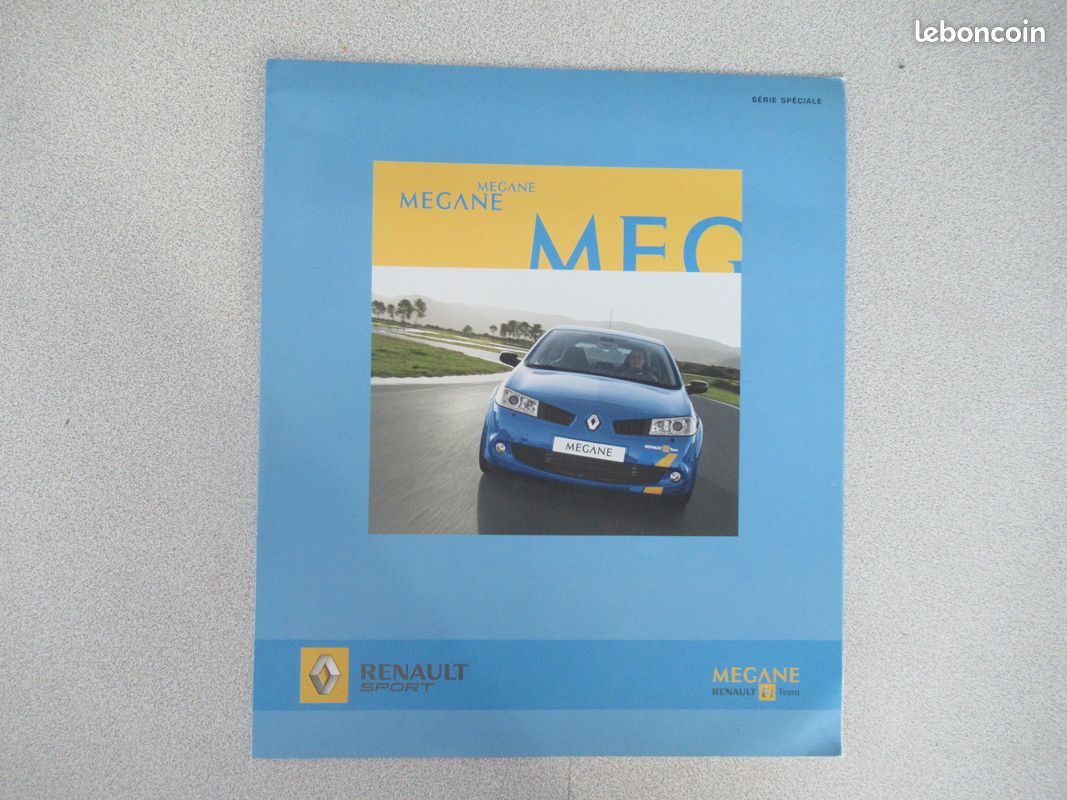 Lot de 3 catalogues dépliants Megane 2 RS F1 Team (image 3)