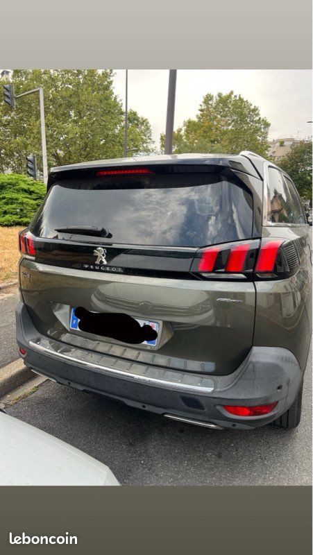 Peugeot 5008 (image 2)