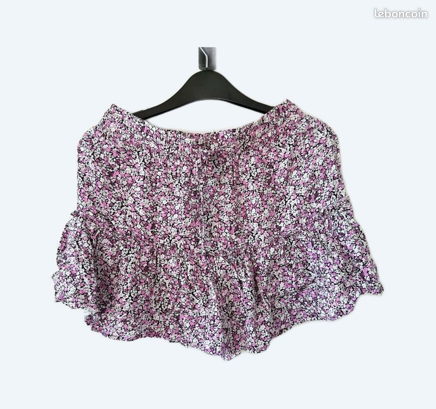 Jupe short Zara fleurie Vêtements