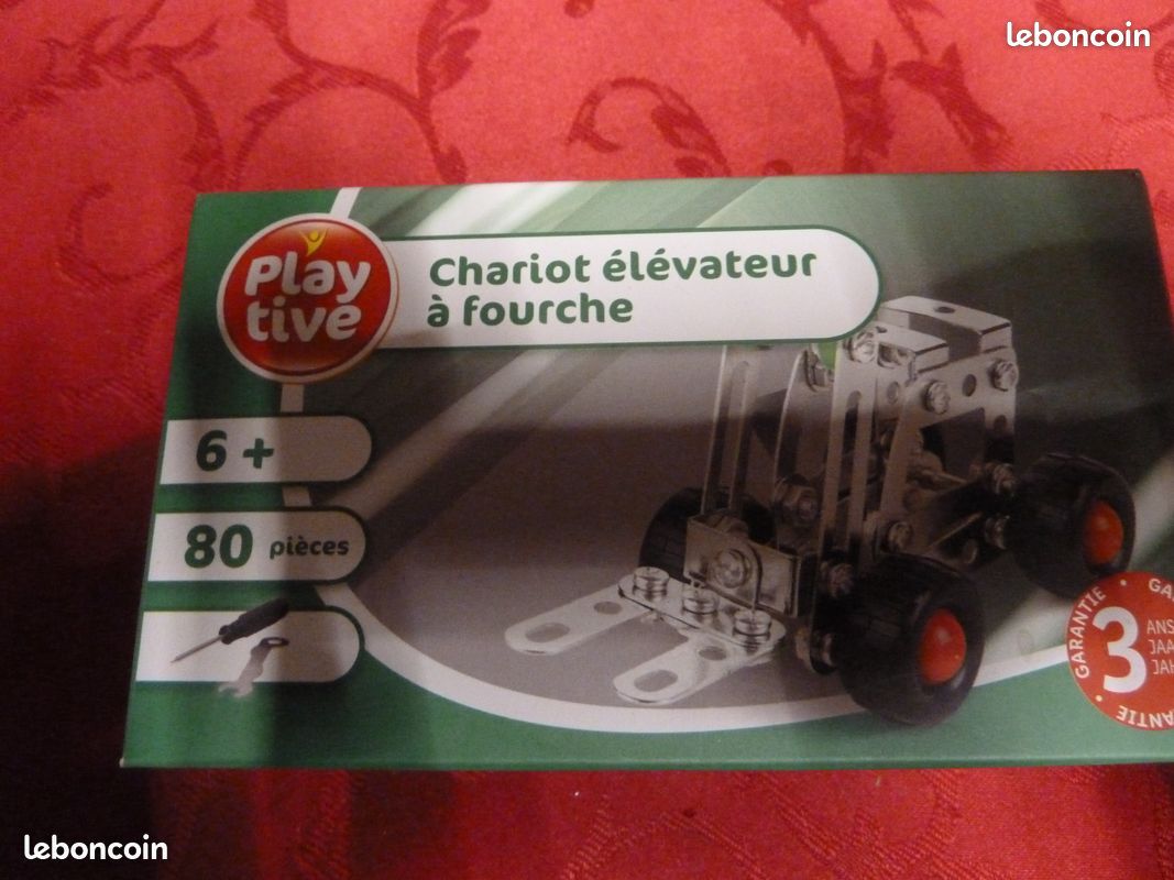 Chariot elevateur a fourche - type meccano - a monter neuf - playtive (image 2)