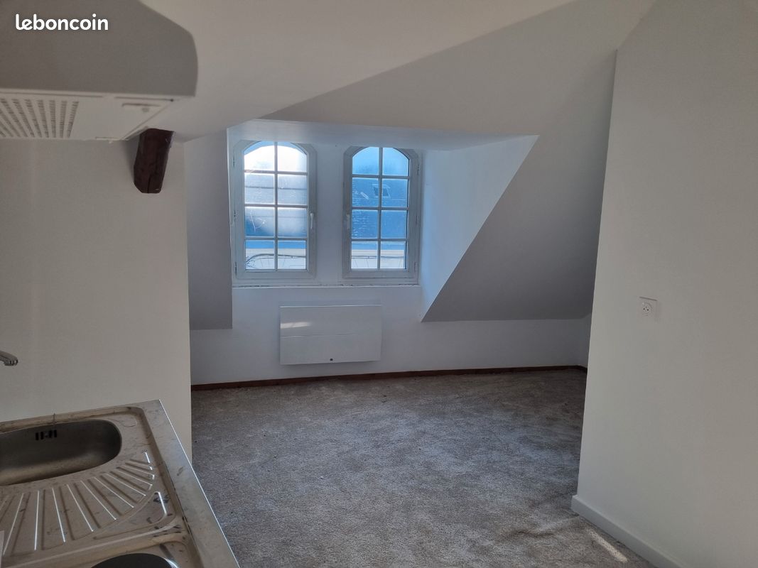 Appartement 1 pièce 22 m² · à Loudun · 22 m² · 370 €/mois