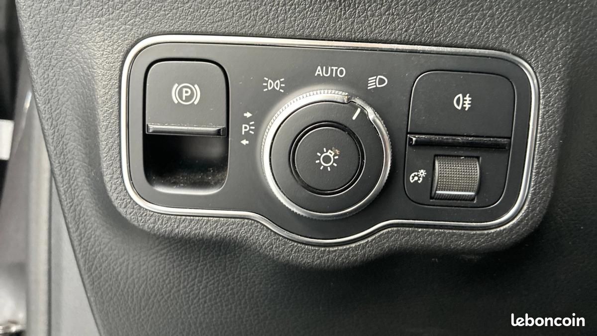 Mercedes Classe B 180 136ch AMG Line Edition 7G-DCT / full entretien Mercedes (image 22)