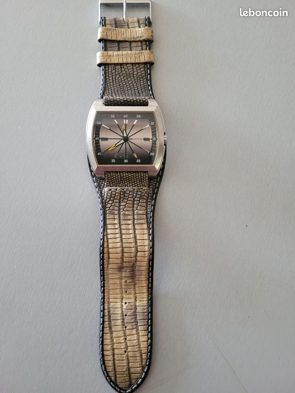 Montre guess (image 1)