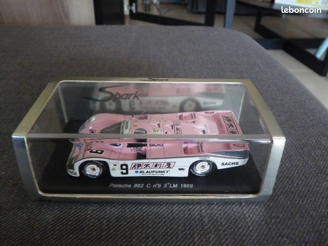 Spark Porsche 962 C N°27 - 24H Du Mans 1989 - Echelle 1/43 (Neuf)