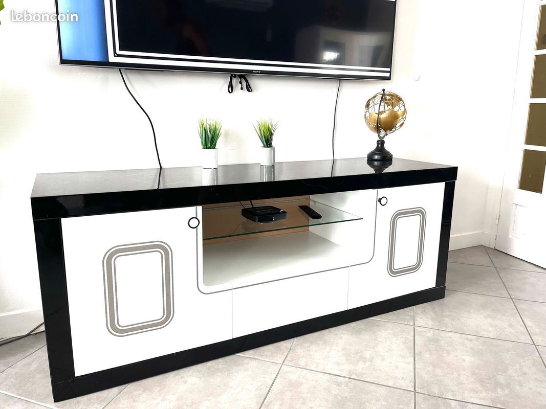 Meuble TV à vendre (image 3)