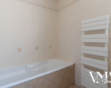 Maison 650 000 € - 245 m²
