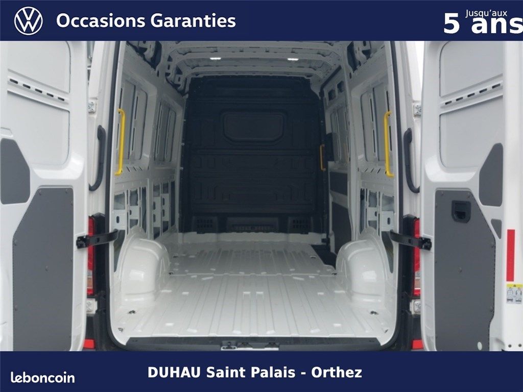 Volkswagen Crafter II VAN 35 L3H3 2.0 TDI 140 CH BUSINESS (image 18)
