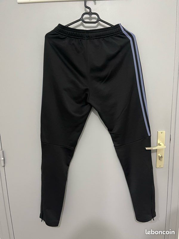 Pantalon D'entraînement Real Madrid 2015/2016 - Adidas Officiel - Taille M - Occasion Excellent état