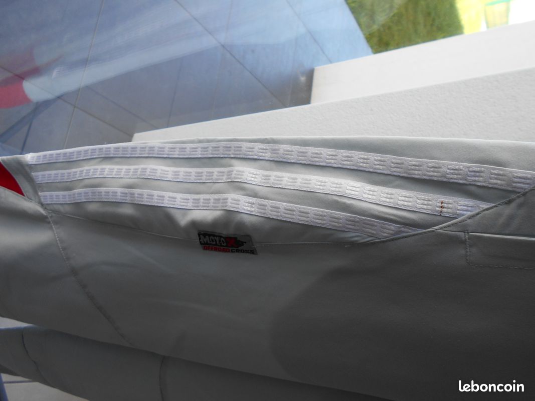 Pantalon de sport Adidas, garçon, Taille 14 ans neuf (image 2)