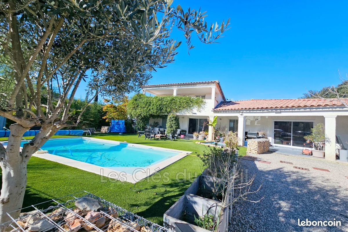 Maison 6 pièces 161 m² · à Montfort-sur-Argens · 161 m² · 514 000 €