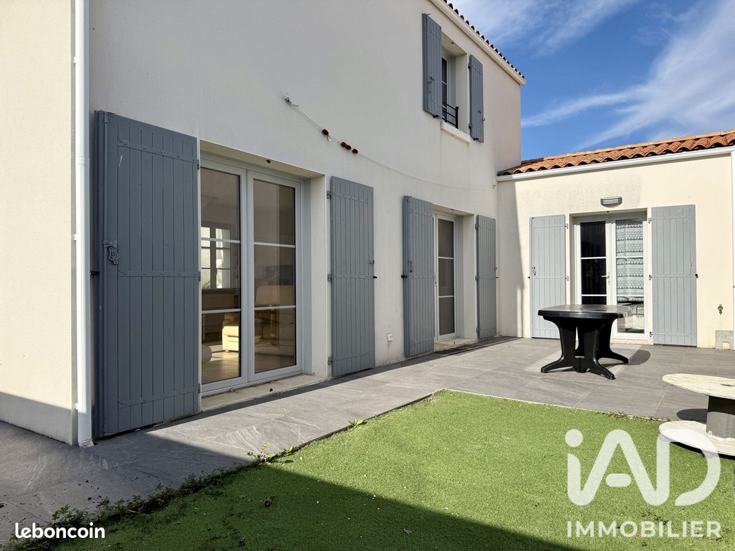 Maison 5 pièces 102 m² · à Saint-Denis-d'Oléron · 102 m² · 392 000 €