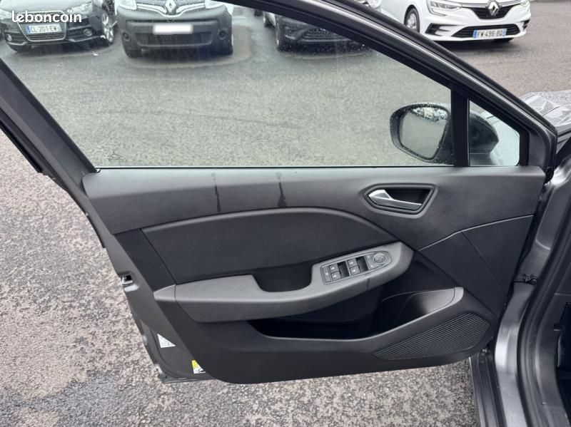 Renault Clio 1.5 Blue dCi 100ch Evolution (image 6)
