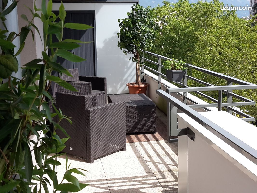 Appartement 3 pièces 70 m² · à Échirolles · 70 m² · 170 000 €