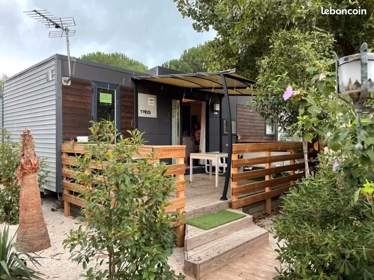 Local commercial 6 pièces 40 m² · à Agde · 40 m² · 27 500 €