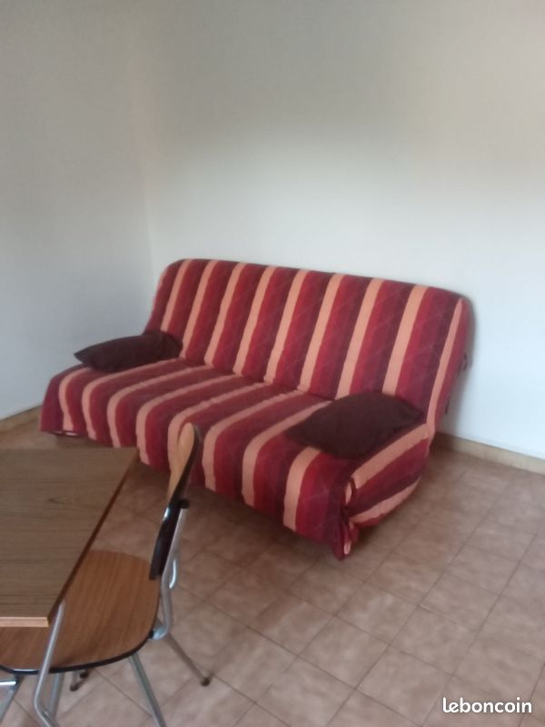 Appartement 1 pièce 25 m² · à Fontaine · 25 m² · 415 €