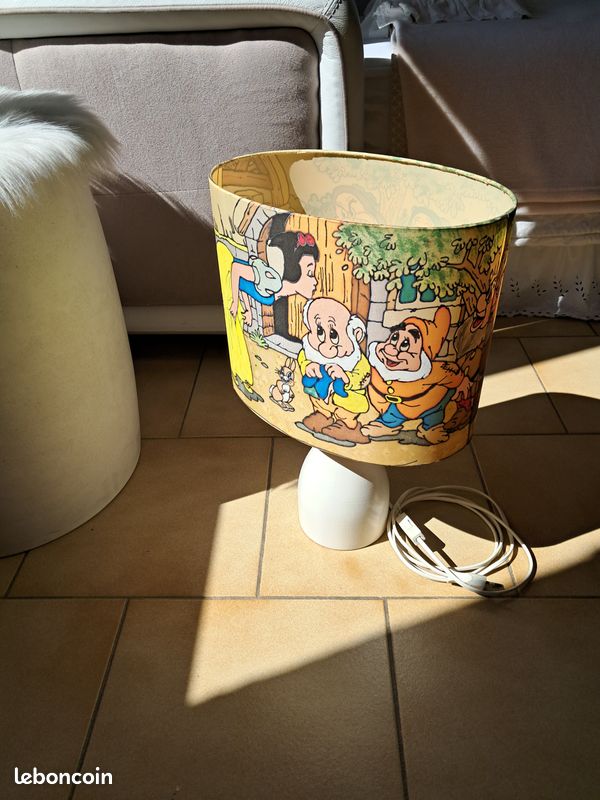 Belle lampe sur pied en bois peint (image 3)