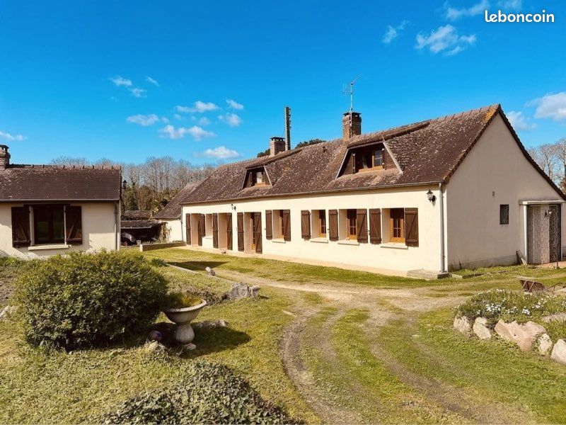 Maison 6 pièces 145 m² · à Mézeray · 145 m² · 179 000 €