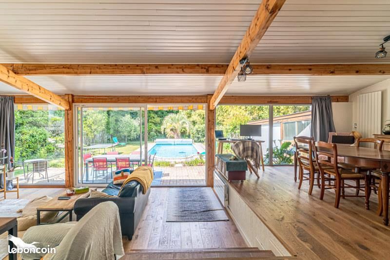 Maison 6 pièces 157 m² · à Bruges · 157 m² · 839 500 €