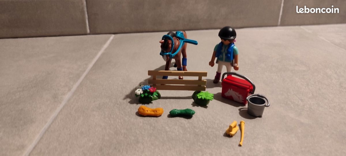 Playmobil cavalier + cheval (image 1)