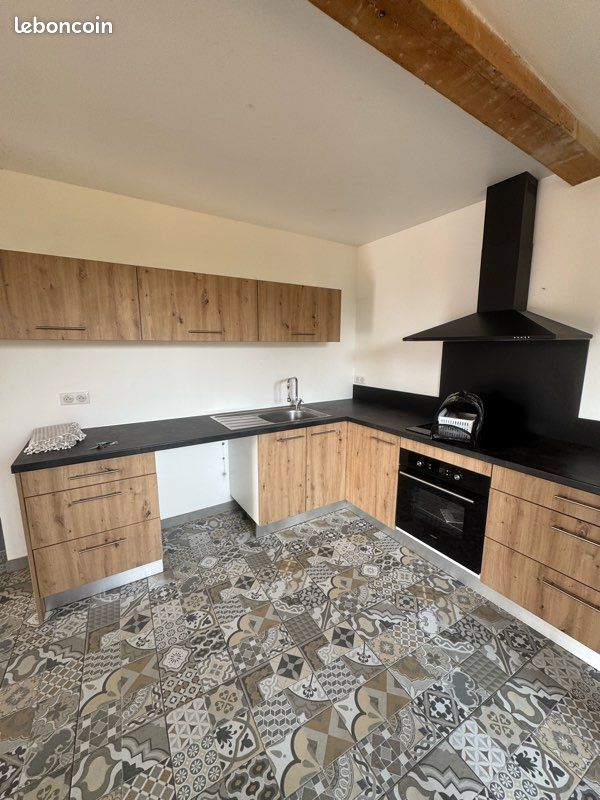 Appartement 4 pièces 87 m² · à Lavaur · 87 m² · 780 €