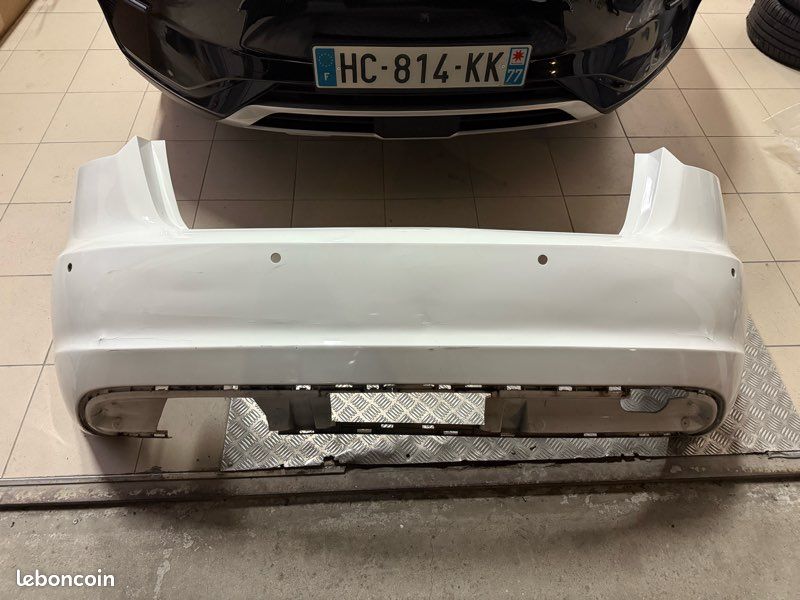 Traverse de pare choc arrière occasion - Audi A3 SPORTBACK - 8Y0807309