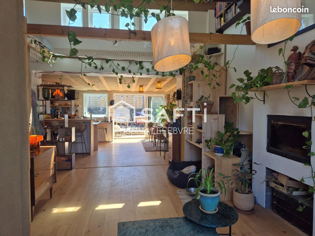 Immeuble 200 m² · à Lille · 200 m² · 379 000 €