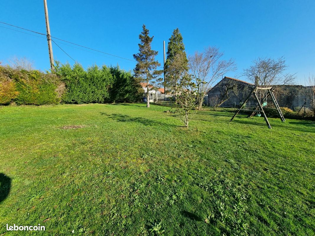 Terrain 451 m² · à Coulommiers · 451 m² · 79 000 €