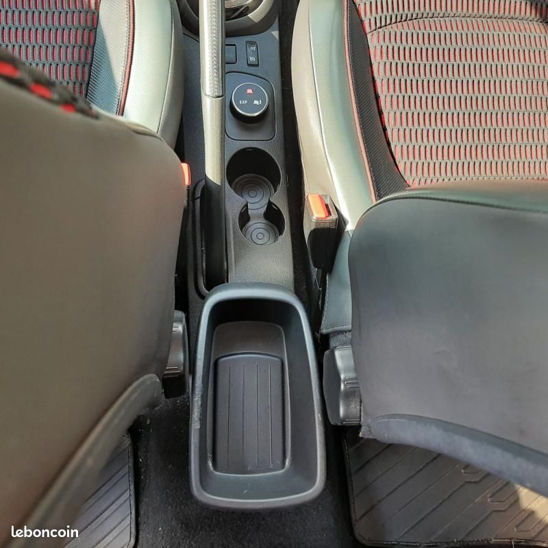 Renault Captur DCI 90CH INTENS EDC (image 21)