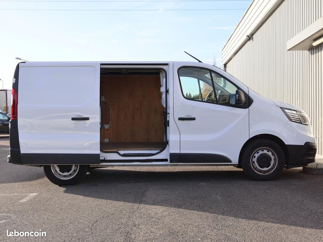 Renault Trafic FOURGON FGN L1H1 2800 KG BLUE DCI 150 GRAND CONFORT (image 11)