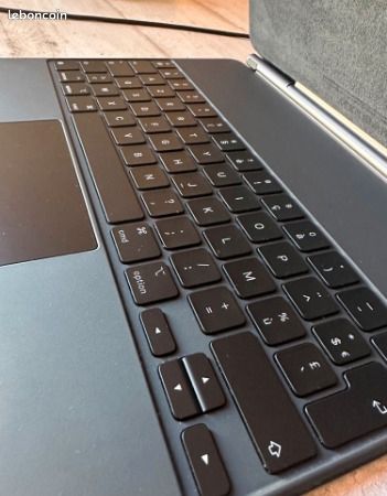 Magic Keyboard Noir - adapté pour iPad Air 13 (image 7)