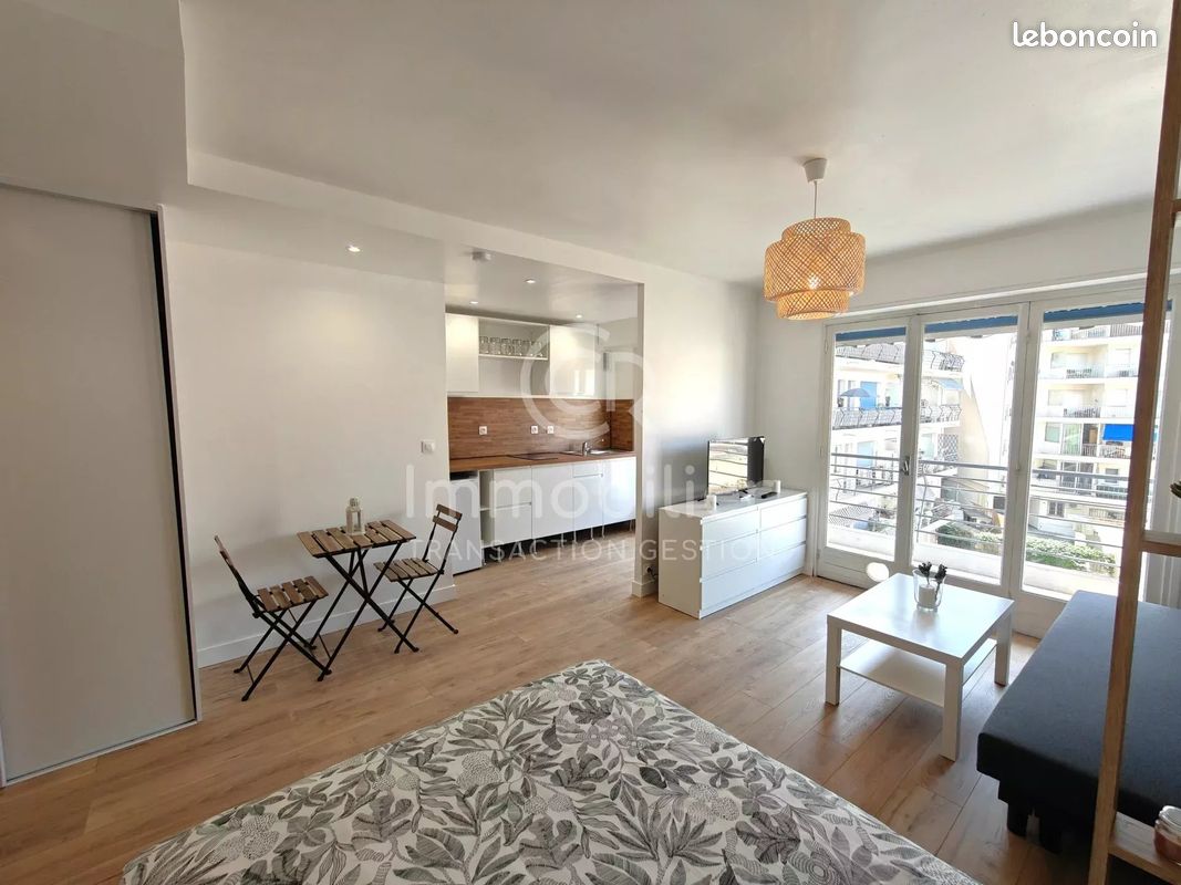 Appartement 1 pièce 28 m² · à Cannes · 28 m² · 175 000 €