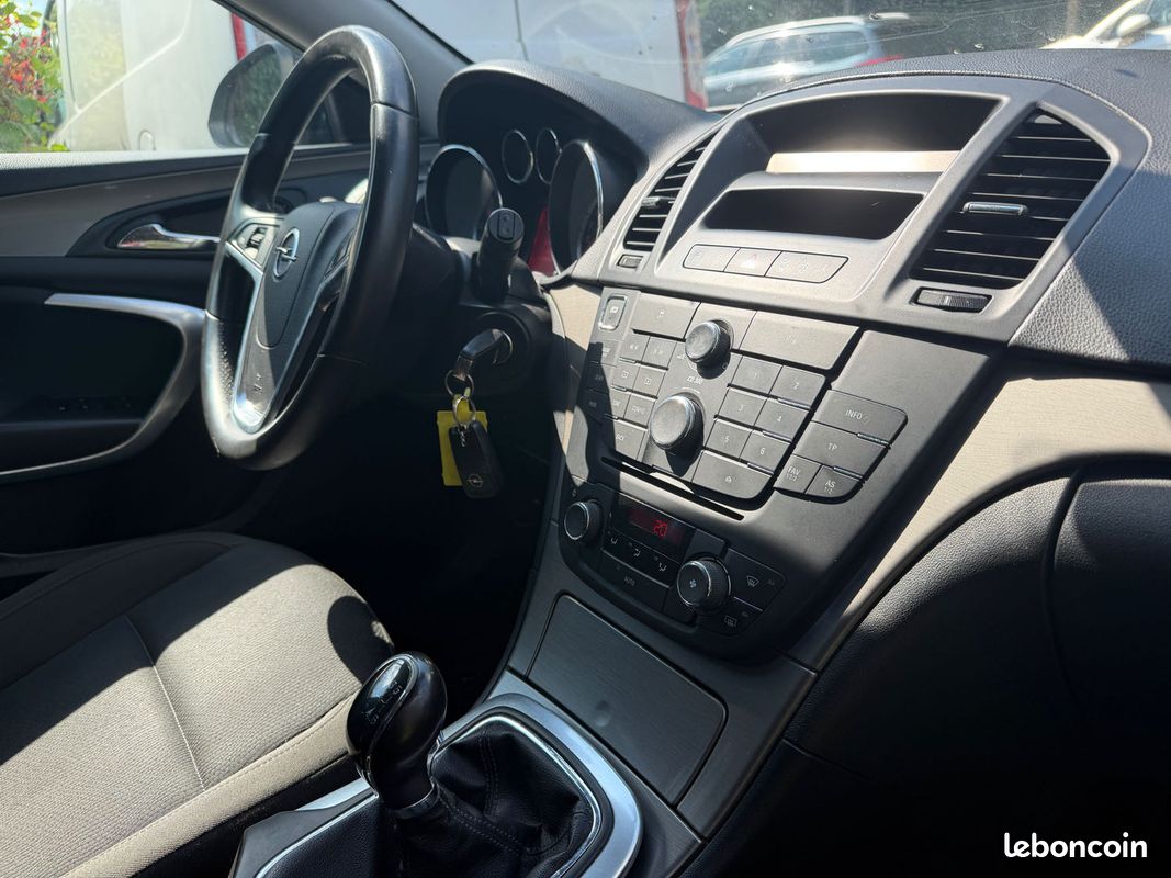 Opel Insignia Sports Tourer 2.0 CDTI 130 ch Innovation (image 9)