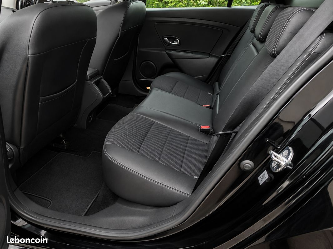 RENAULT MEGANE III Estate 1.5 dCi 110ch GT LINE (image 8)