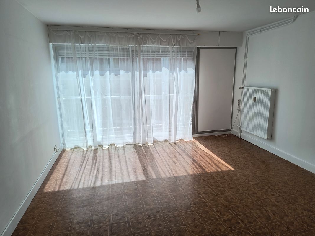 Appartement 3 pièce(s) 70 m²à louer Lisieux