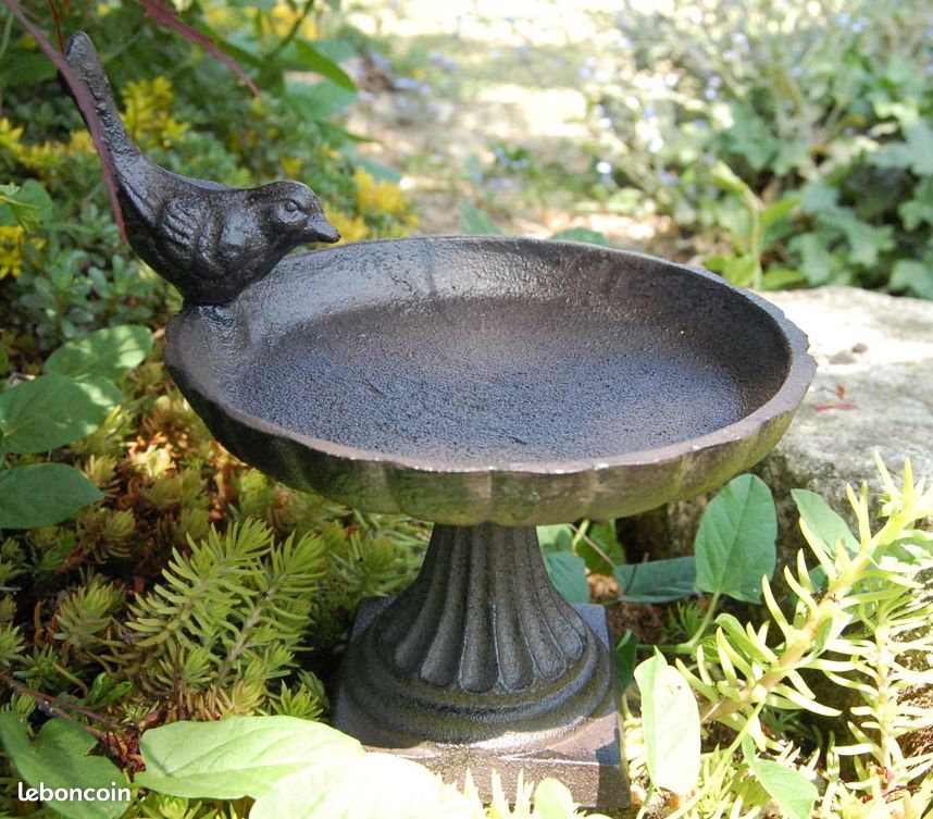 Mangeoire Oiseaux Sur Pied Fonte - Feuille