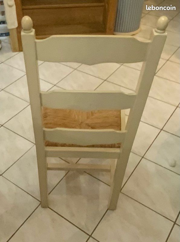 Table avec six chaises (image 13)
