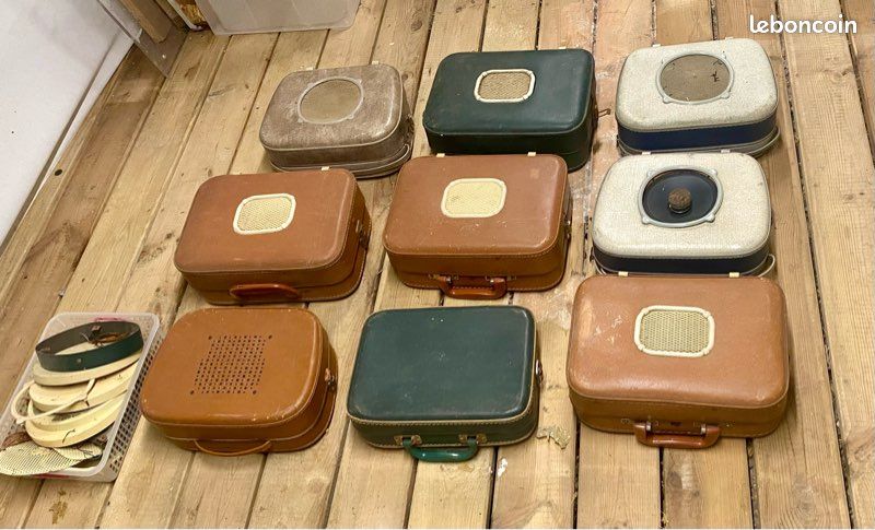 Lot de 9 Teppaz électrophones pour pièces (image 1)