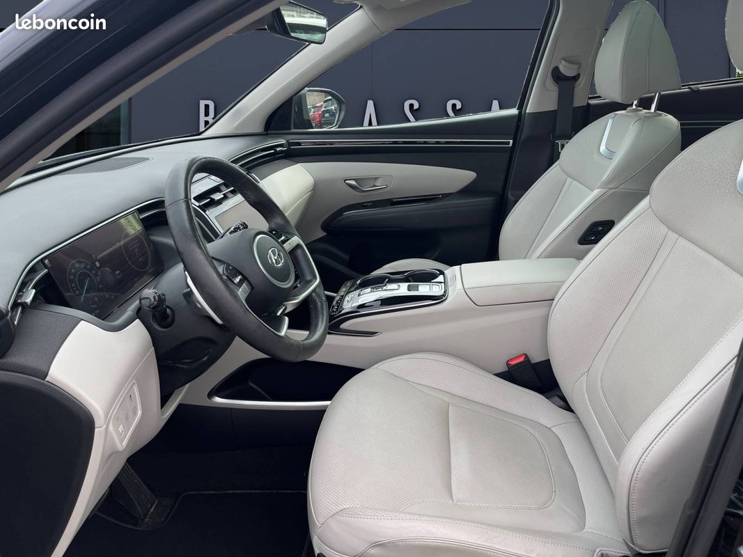 HYUNDAI Tucson 1.6 T-GDI 230 Hybrid BVA6 Executive (image 9)