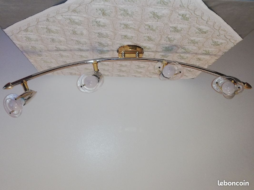 Lustre (image 1)