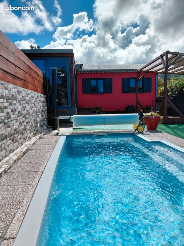 Maison 5 pièces 93 m² · à Saint-Joseph · 93 m² · 330 000 €